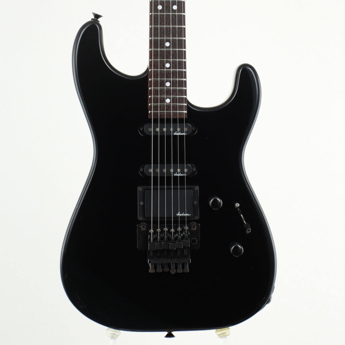 charvel – Ishibashi Music Corporation.