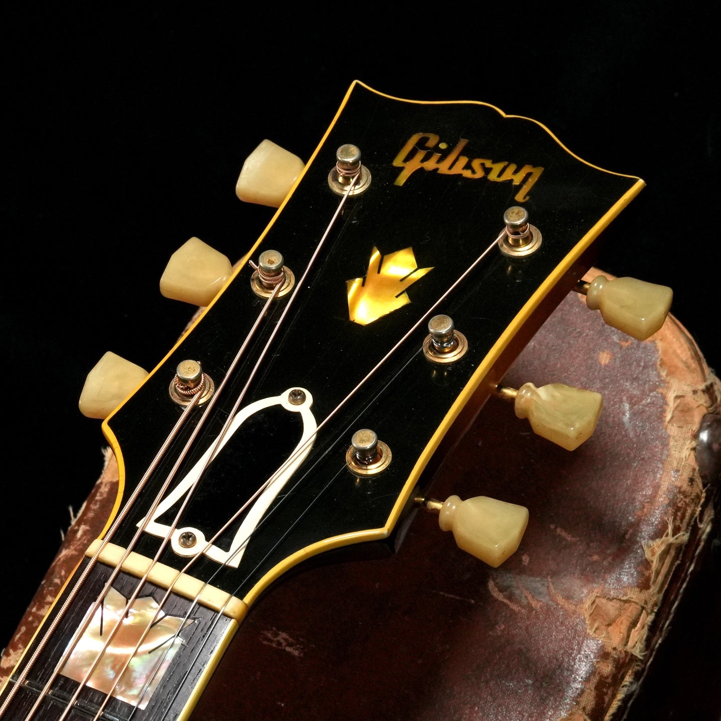 [SN A17469] USED Gibson / 1954 J-200 Sunburst [05]