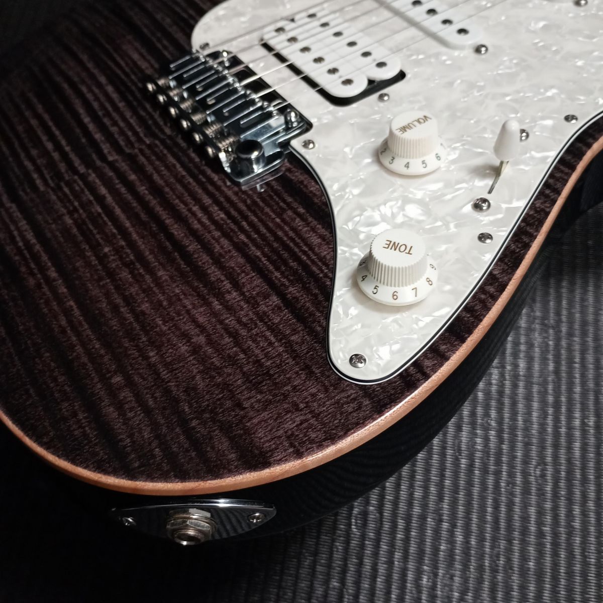[SN JS8R7F] USED Suhr / J Select Standard Plus Trans Black [10]