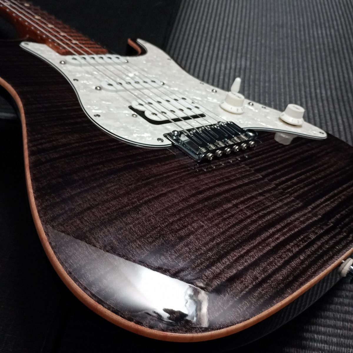 [SN JS8R7F] USED Suhr / J Select Standard Plus Trans Black [10]