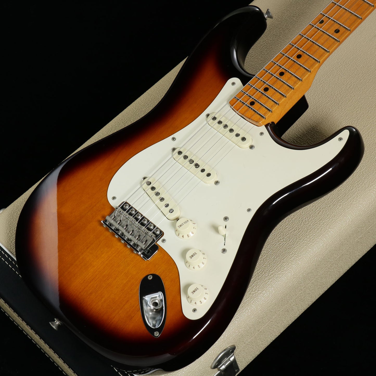 [SN EJ12109] USED Fender USA / Eric Johnson Stratocaster Maple Fingerboard 2-Color Sunburst Fender [3.34kg] Eric Johnson [08]