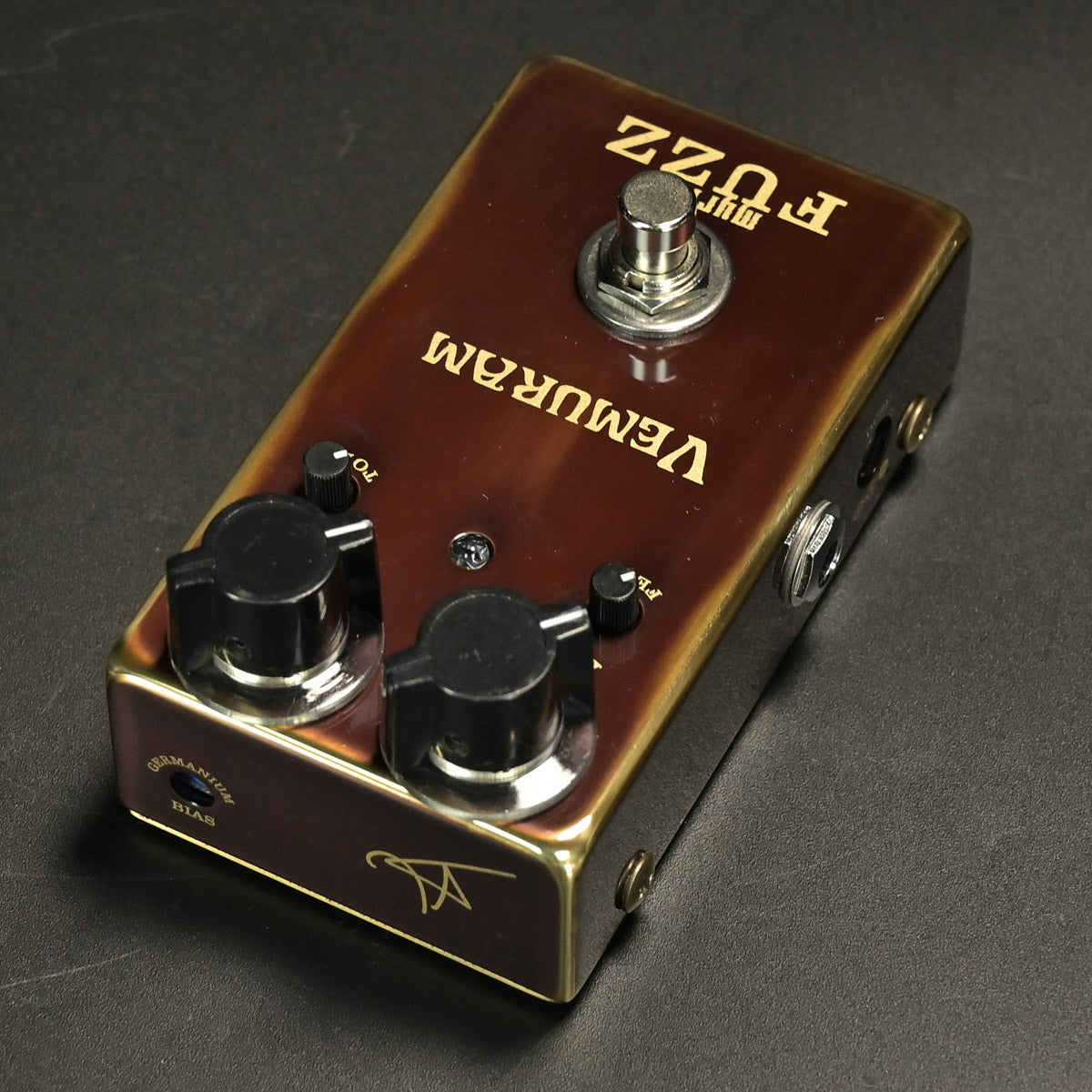 [SN MF05607] USED VEMURAM / Myriad Fuzz Fuzz [10]