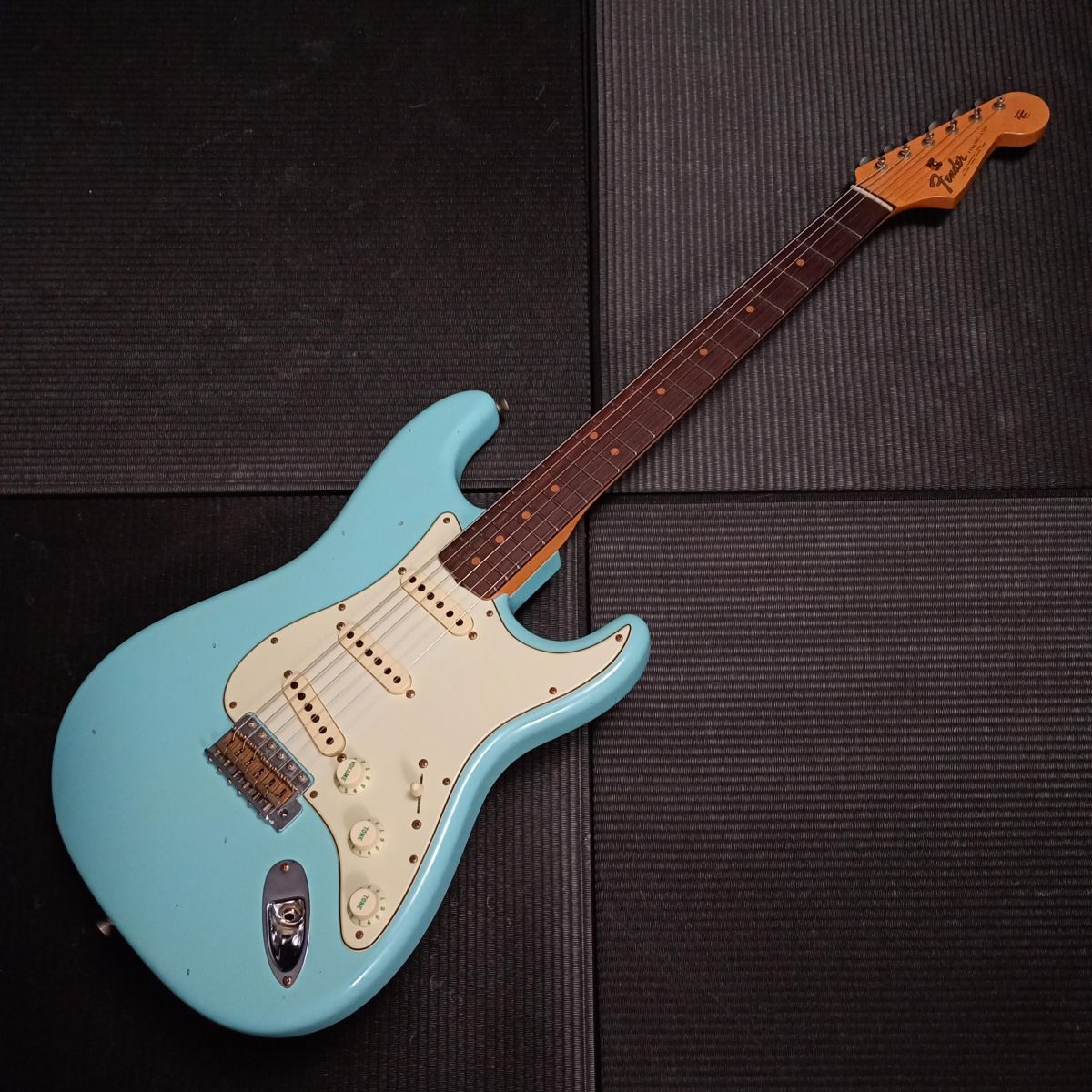 [SN CZ564811] USED Fender Custom Shop / 1964 Stratocaster Journeyman Relic Aged Faded Daphne Blue -2022- [04]