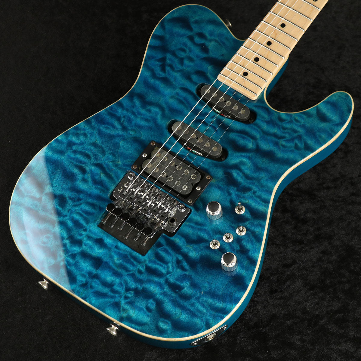 [SN 11-14-17P] USED Tom Anderson / Top T Deep Bora Bora Blue Personalized Quilt Top [03]