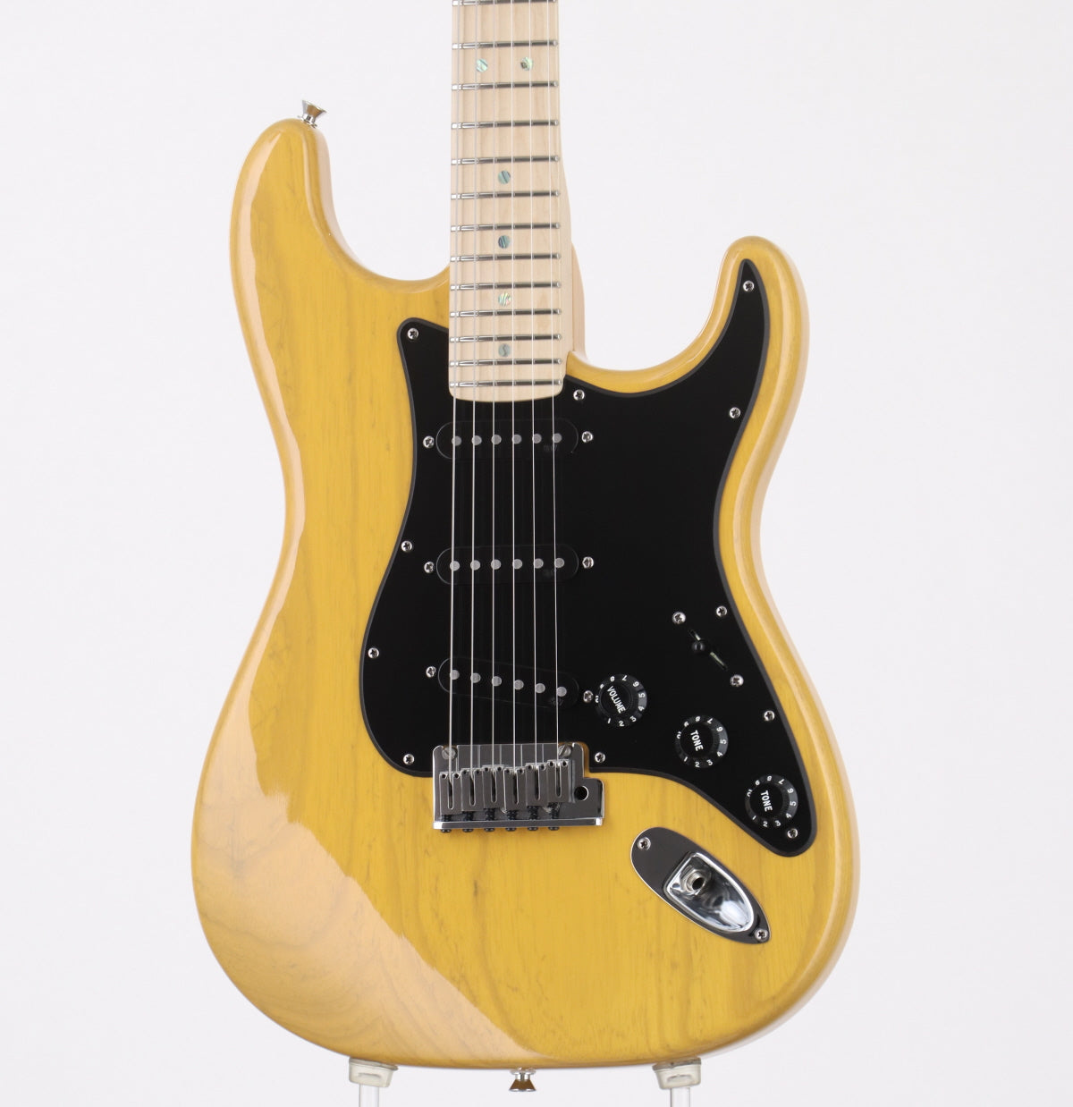 [SN DZ8244952] USED Fender USA / American Deluxe Ash Stratocaster SCN Butterscotch Blonde [03]