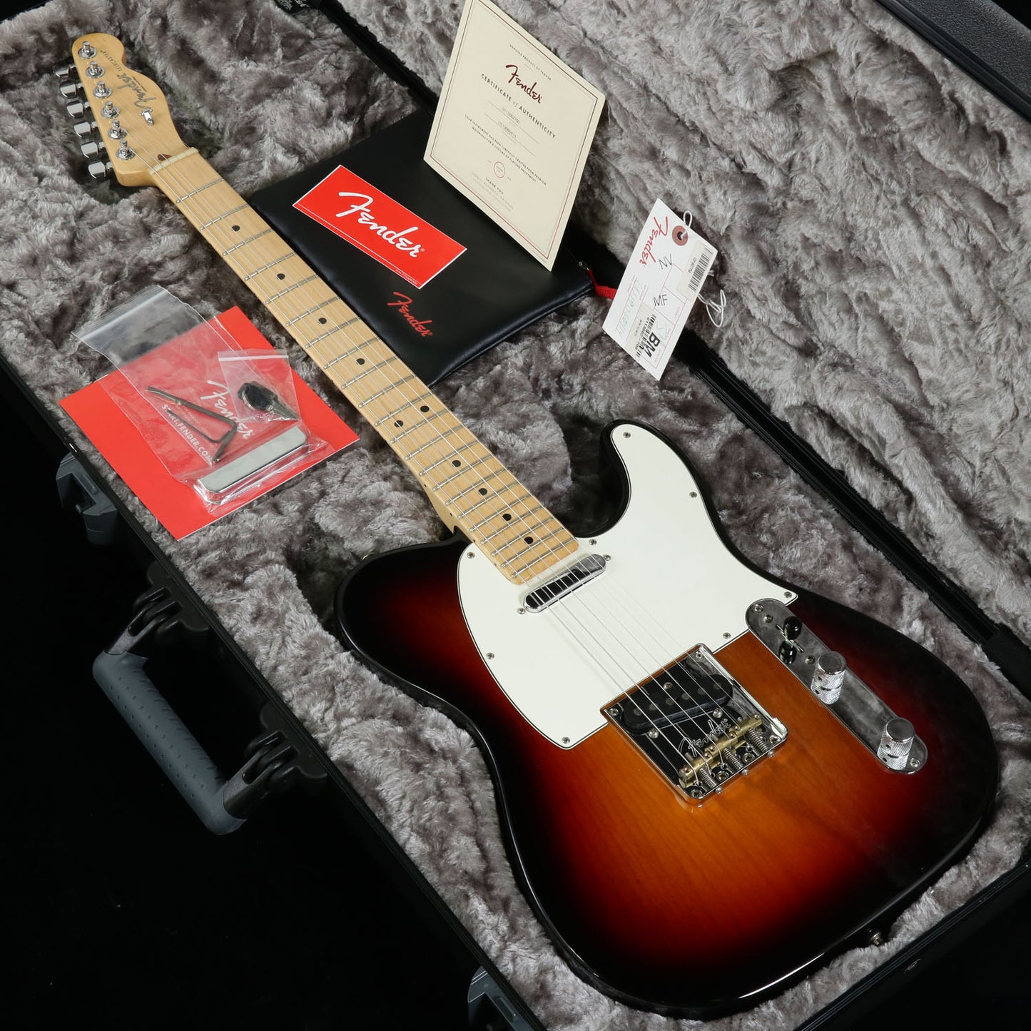 [SN US19060414] USED Fender USA / American Professional Telecaster Maple Fingerboard 3-Color Sunburst [2019 / 3.48kg] Fender [08]