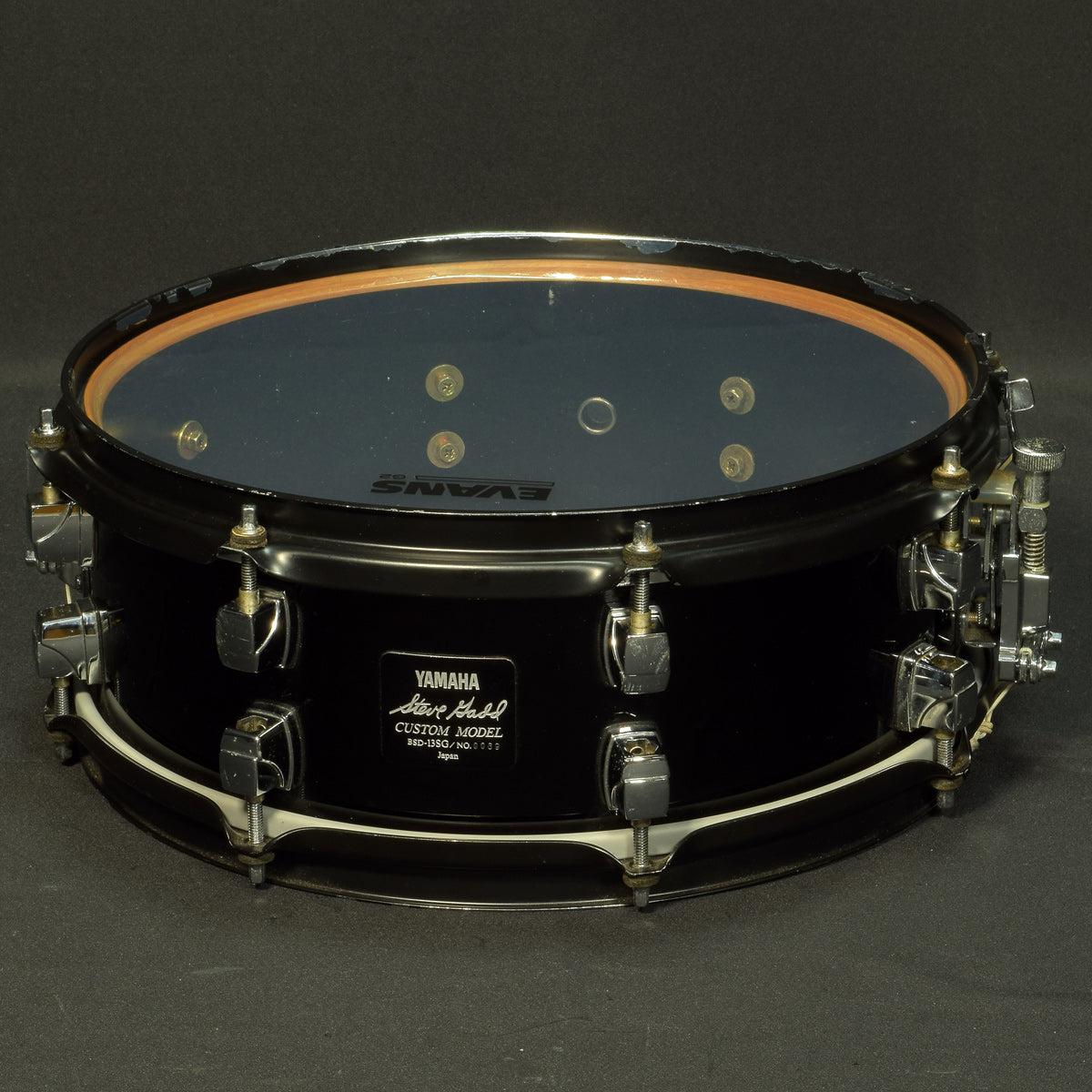 Wood snare drum [drum › snare › wood snare drum] – Ishibashi