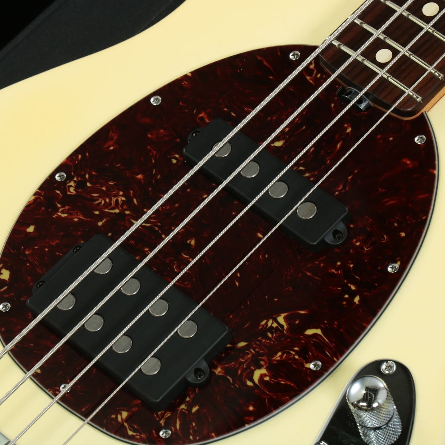 [SN E51555] USED MUSIC MAN / StingRay 4 HS Rosewood Fretboard White [2006/4.96kg] MUSIC MAN Electric Bass [08]