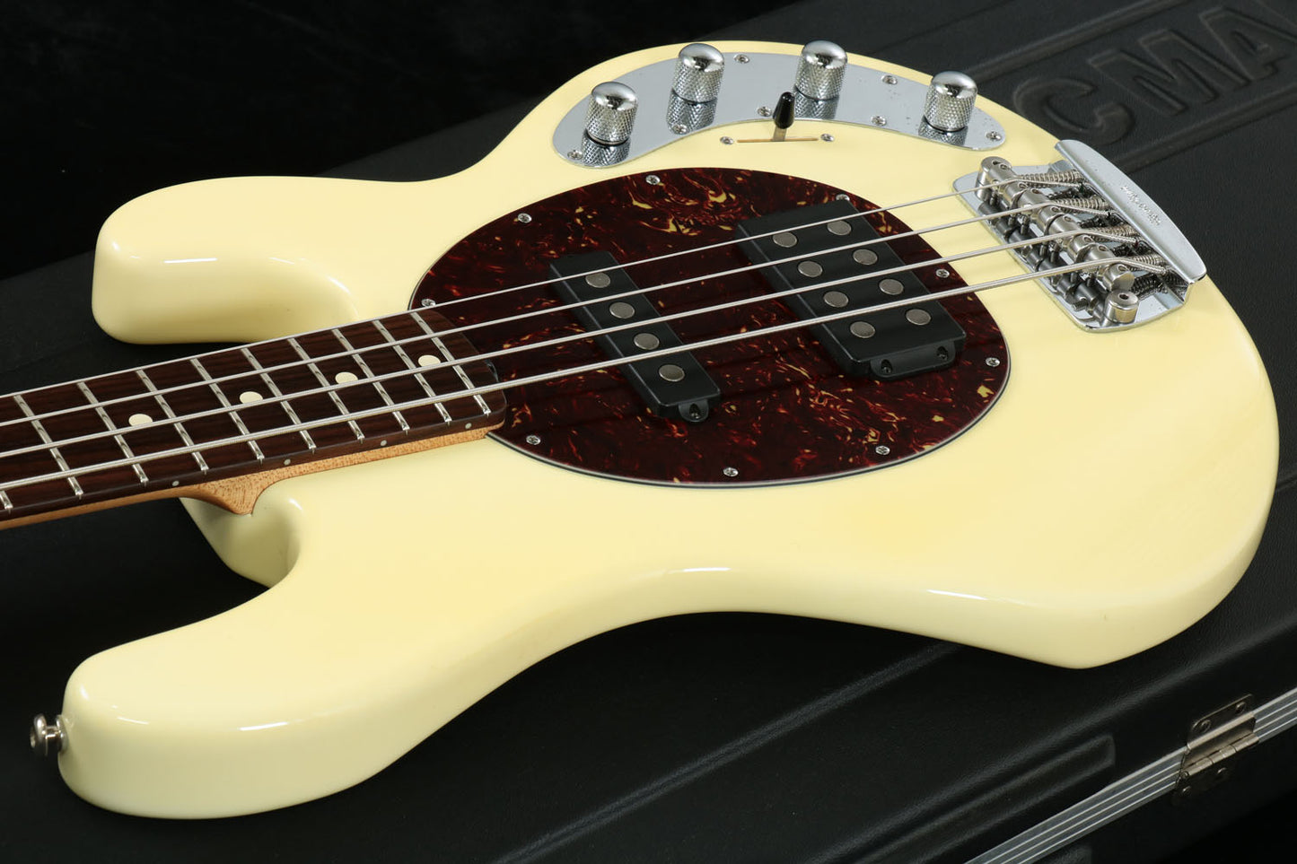 [SN E51555] USED MUSIC MAN / StingRay 4 HS Rosewood Fretboard White [2006/4.96kg] MUSIC MAN Electric Bass [08]