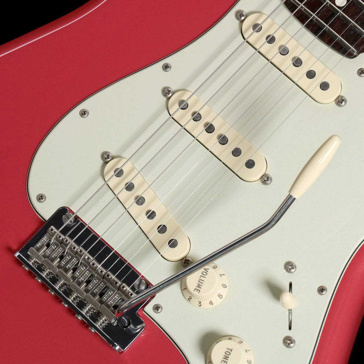 [SN US201117] USED Fender USA / 2020 Limited Edition American Professional Stratocaster Solid Rosewood Neck Fiesta Red Fender [08]