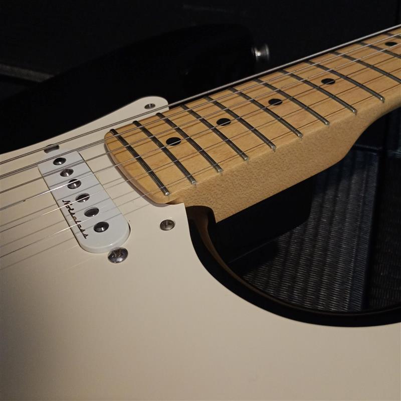 [SN SZ11130543] USED Fender / Eric Clapton Strartocaster Vintage Noiseless Black-2001- [04]