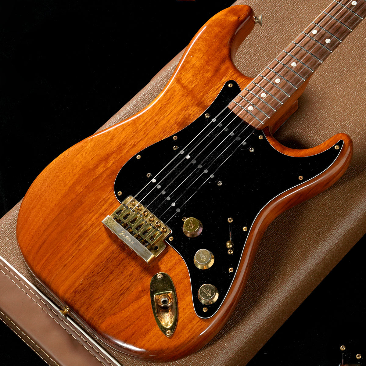 [SN CC11644] USED FENDER / 1982 WALNUT THE STRAT [05]