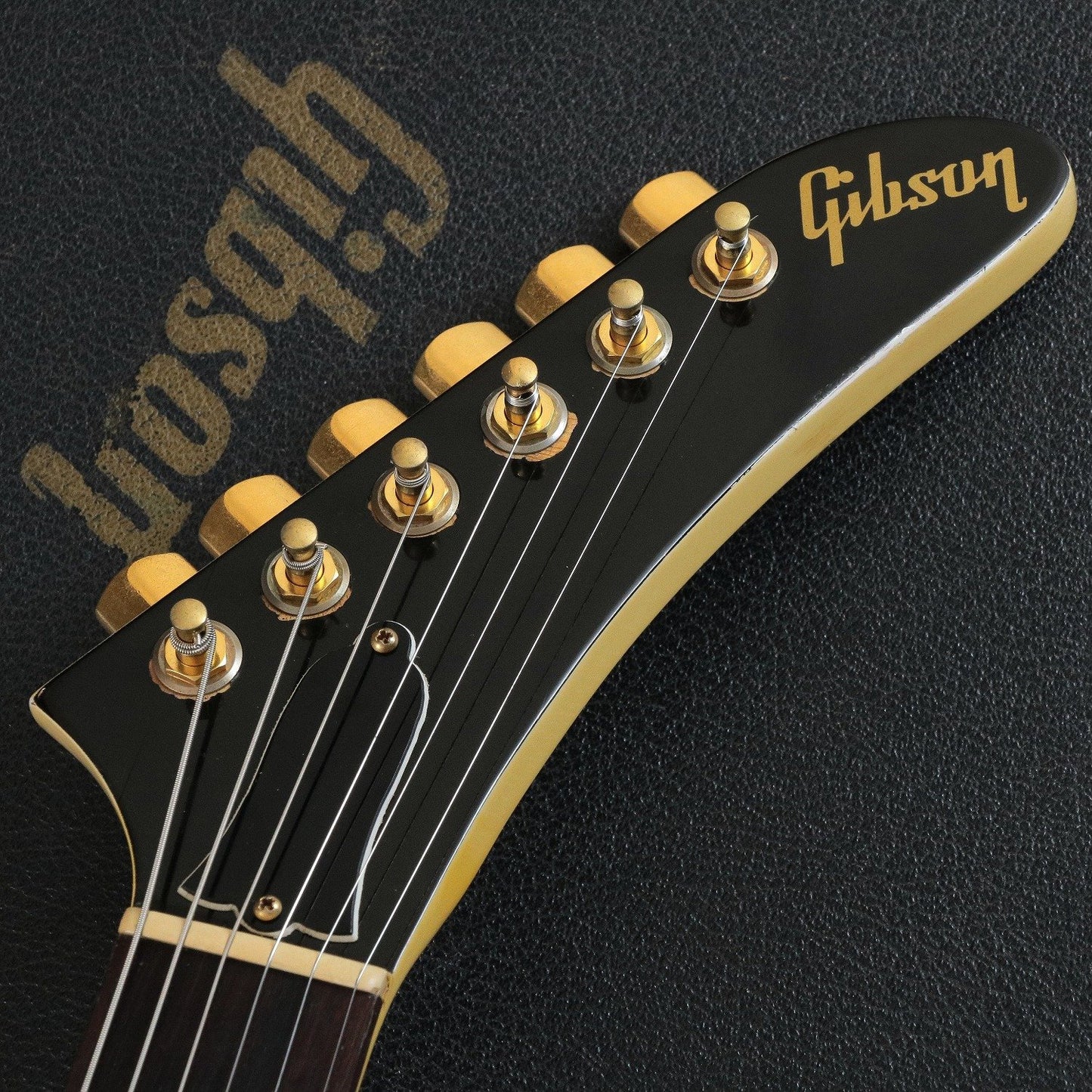 [SN 83423503] USED Gibson / 1983 Explorer Pearl White [04]