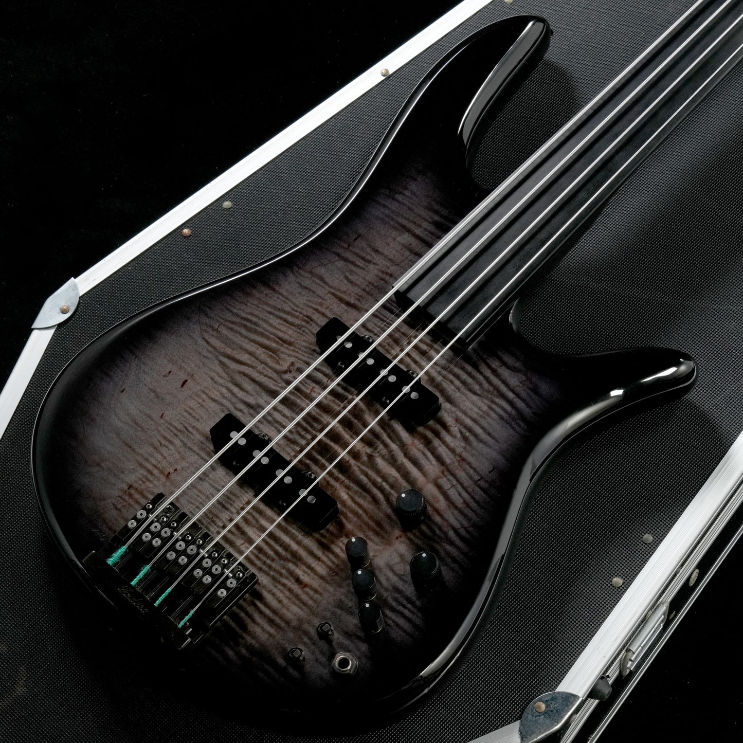 [SN M41405D] USED Fodera / Monarch 4 Fretless Black [05]