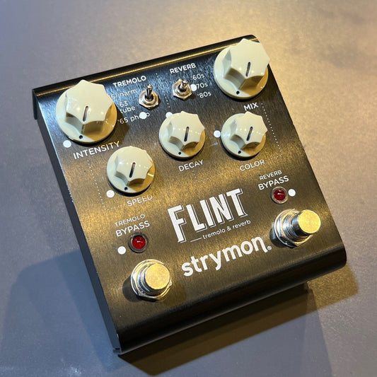 [SN S21-48445] USED Strymon / FLINT V1 Tremolo &amp; Reverb [04]