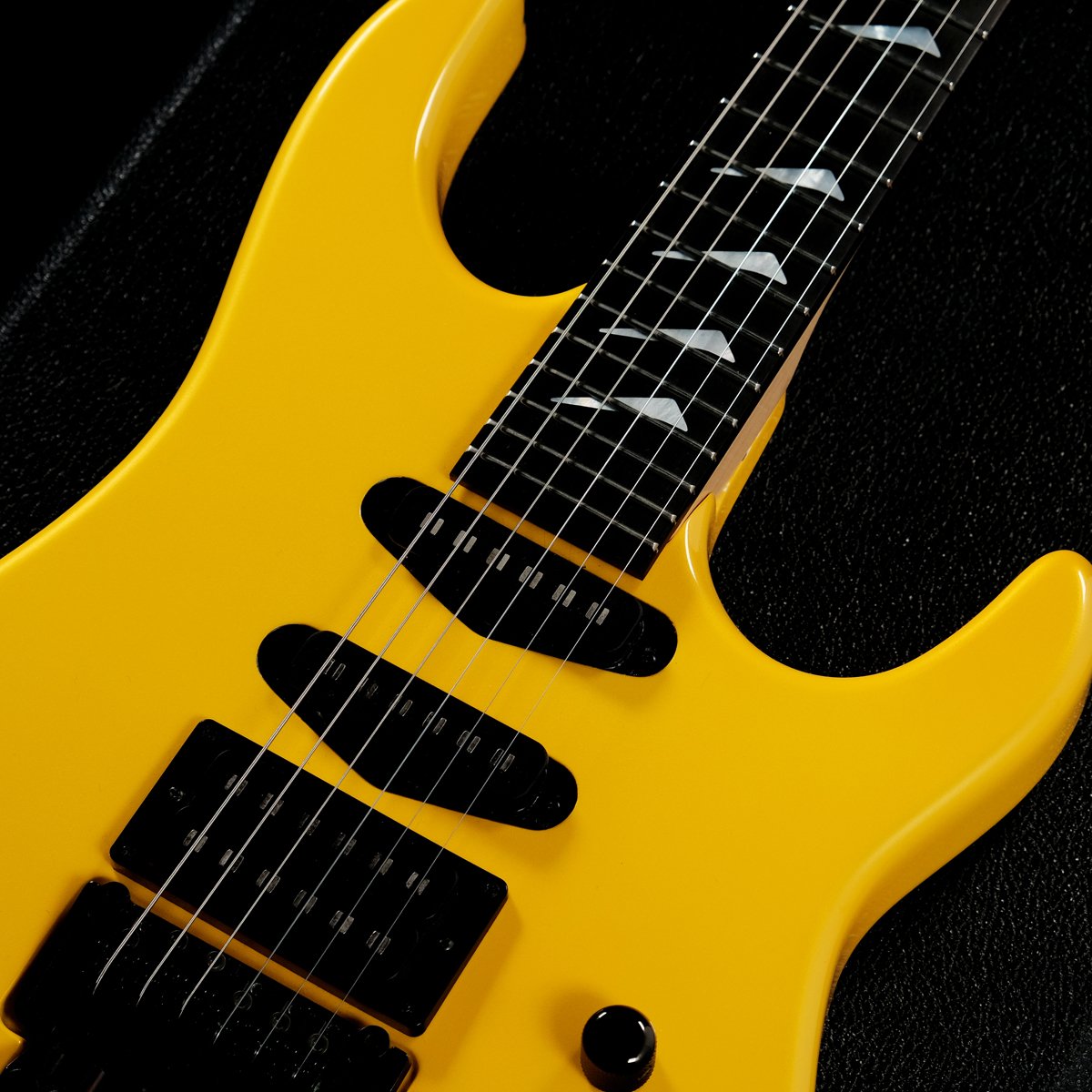 [SN 438029] USED HAMER / USA Chaparral / Hondurus Mahogany body / Ebony Fret board / Pearl Yellow [05]