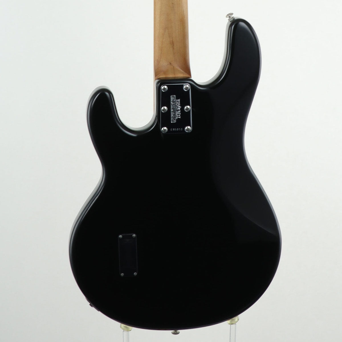 [SN E85810] USED MUSIC MAN / StingRay 4 2007 Black/ Maple Fingerboard [12]