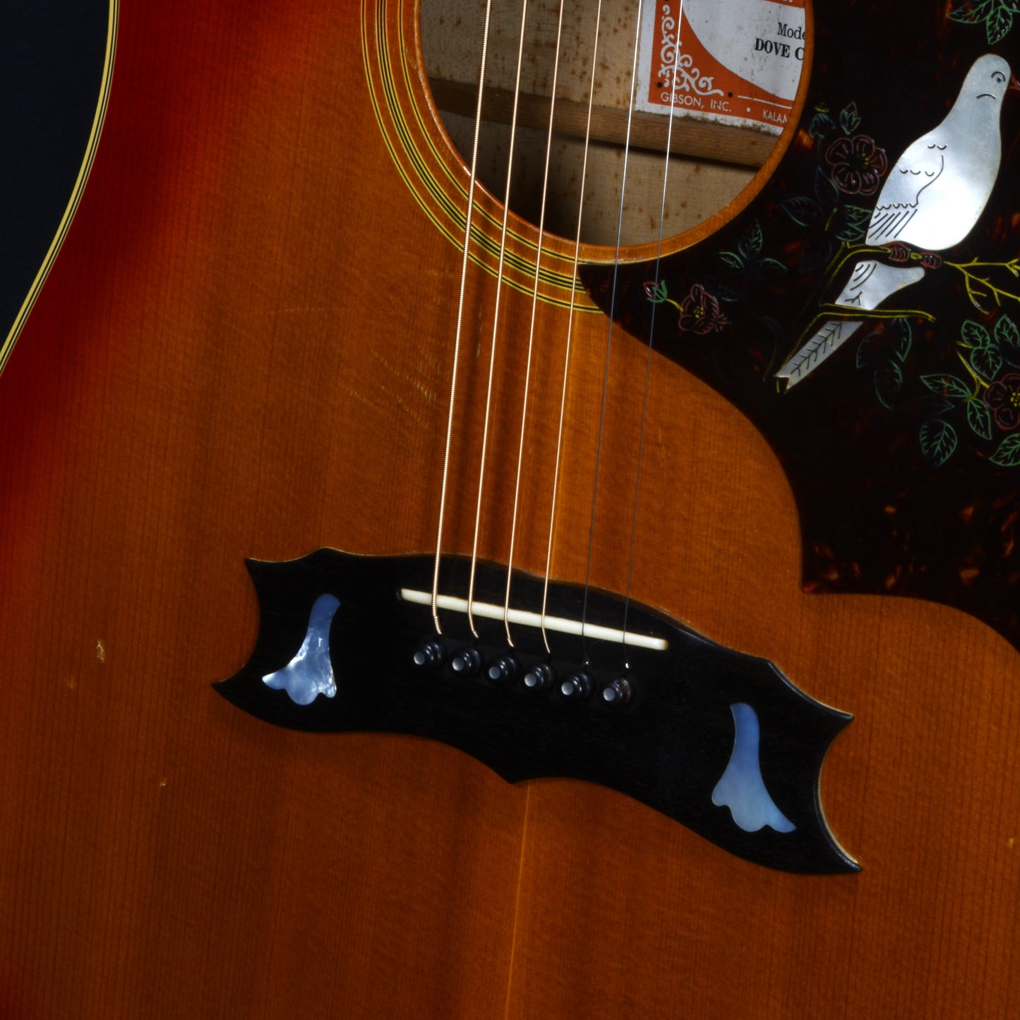 [SN 72977027] USED GIBSON / 1977 Dove Custom Cherry Sunburst [03]