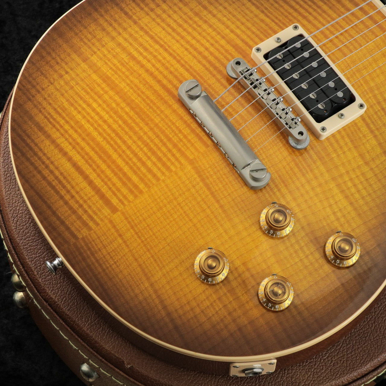 [SN 012582] USED GIBSON USA / Les Paul Classic Premium Plus Honey Burst -2001- [04]