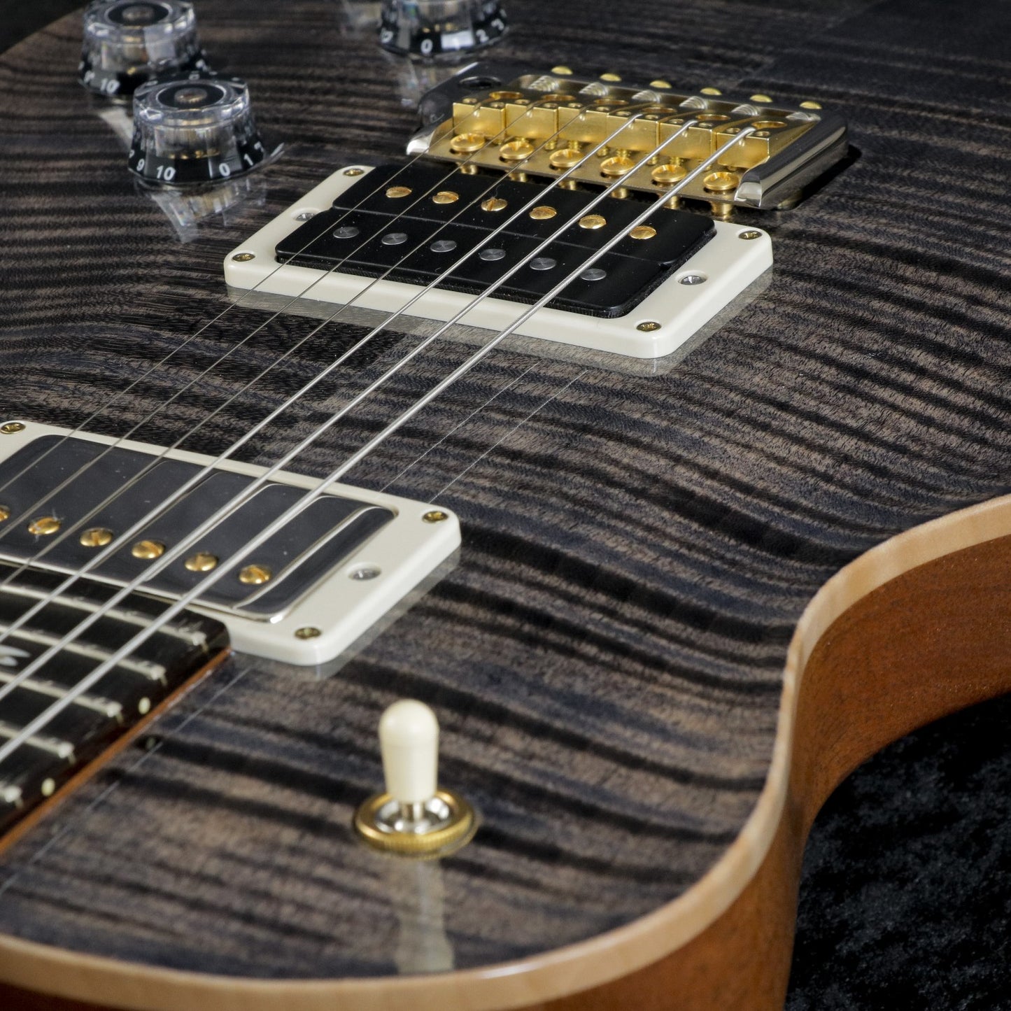 [SN 24 0392579] USED PAUL REED SMITH / 2024 Mark Tremonti Signature Trem 10Top Charcoal [03]