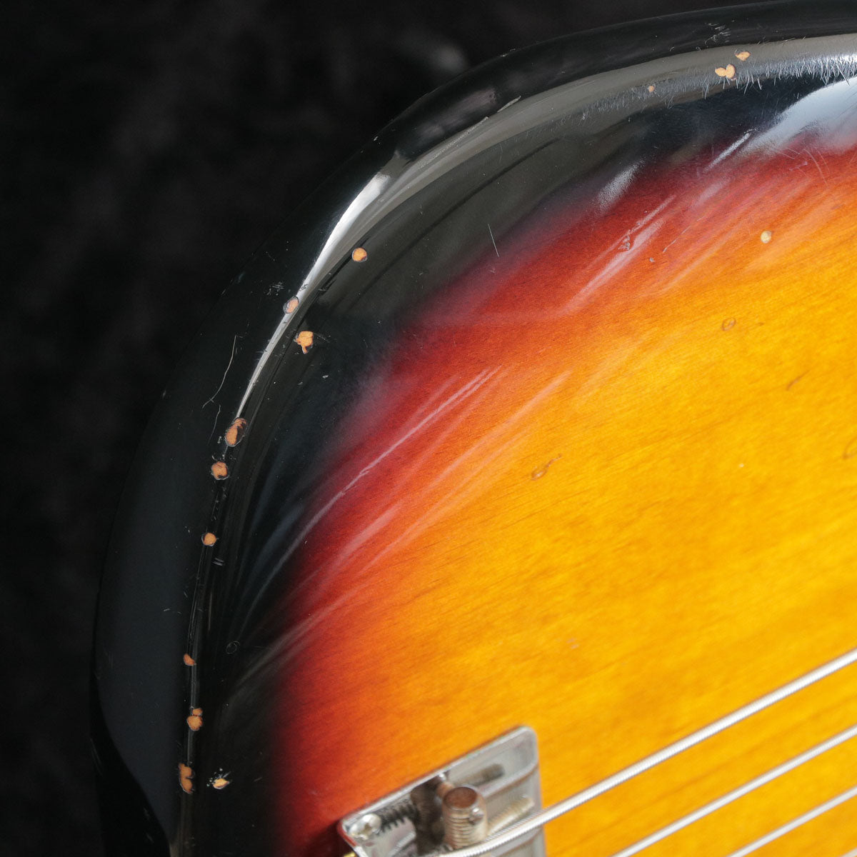 [SN V077642] USED Fender USA / American Vintage 62 Precision Bass 1994 3-Color Sunburst [03]
