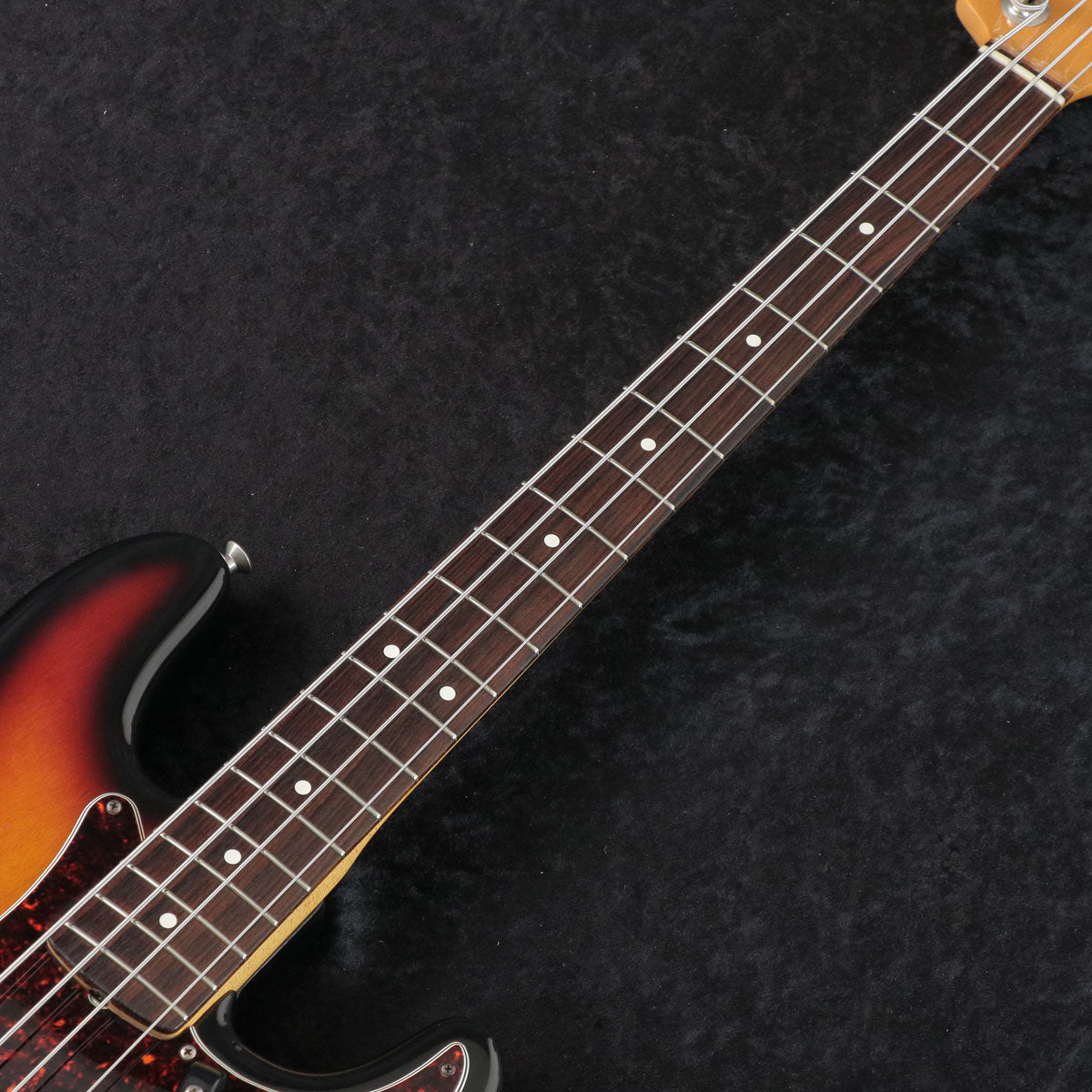 [SN V077642] USED Fender USA / American Vintage 62 Precision Bass 1994 3-Color Sunburst [03]