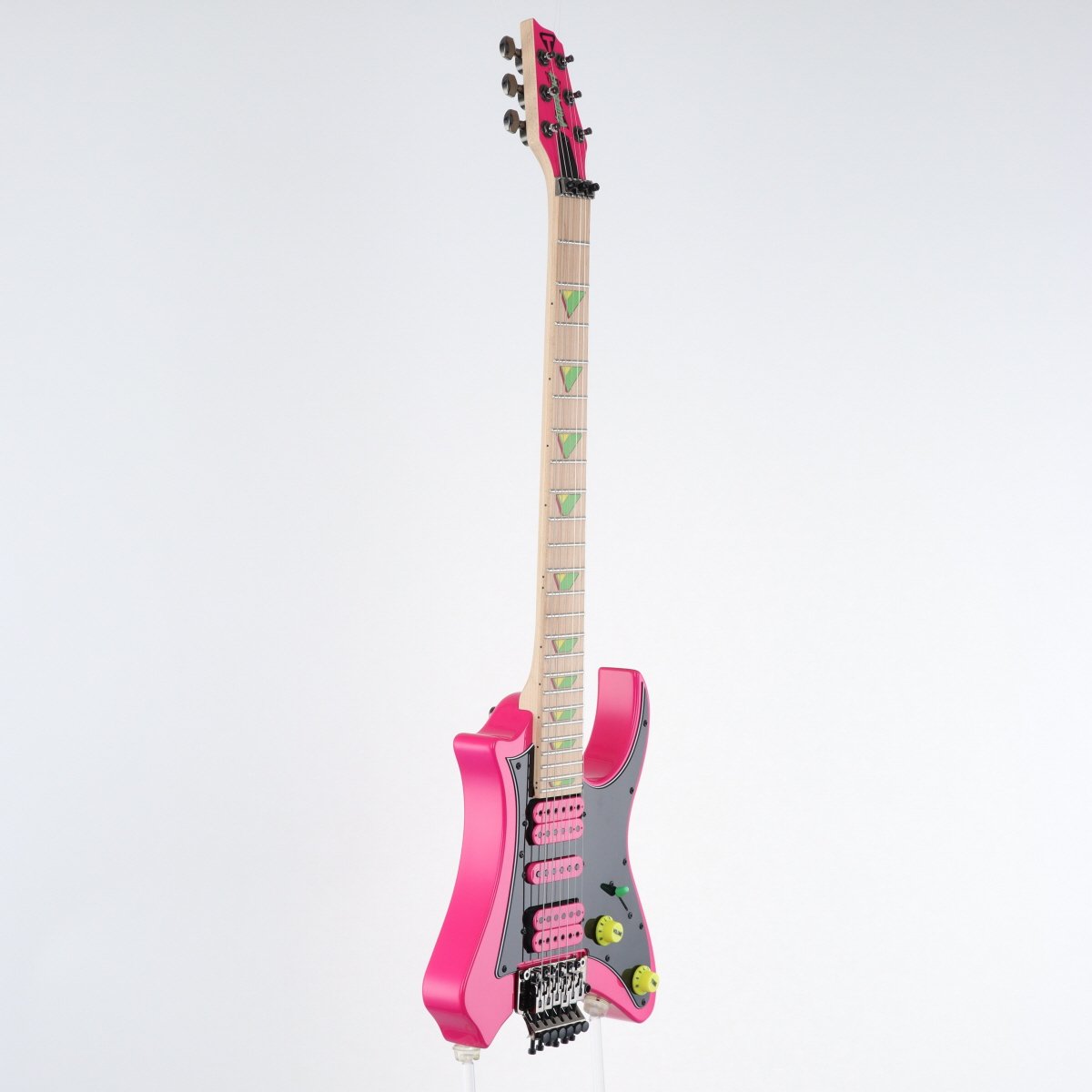 [SN V88X000303] USED TRAVELER GUITAR / Vaibrant Deluxe V88X Hot Pink [11]