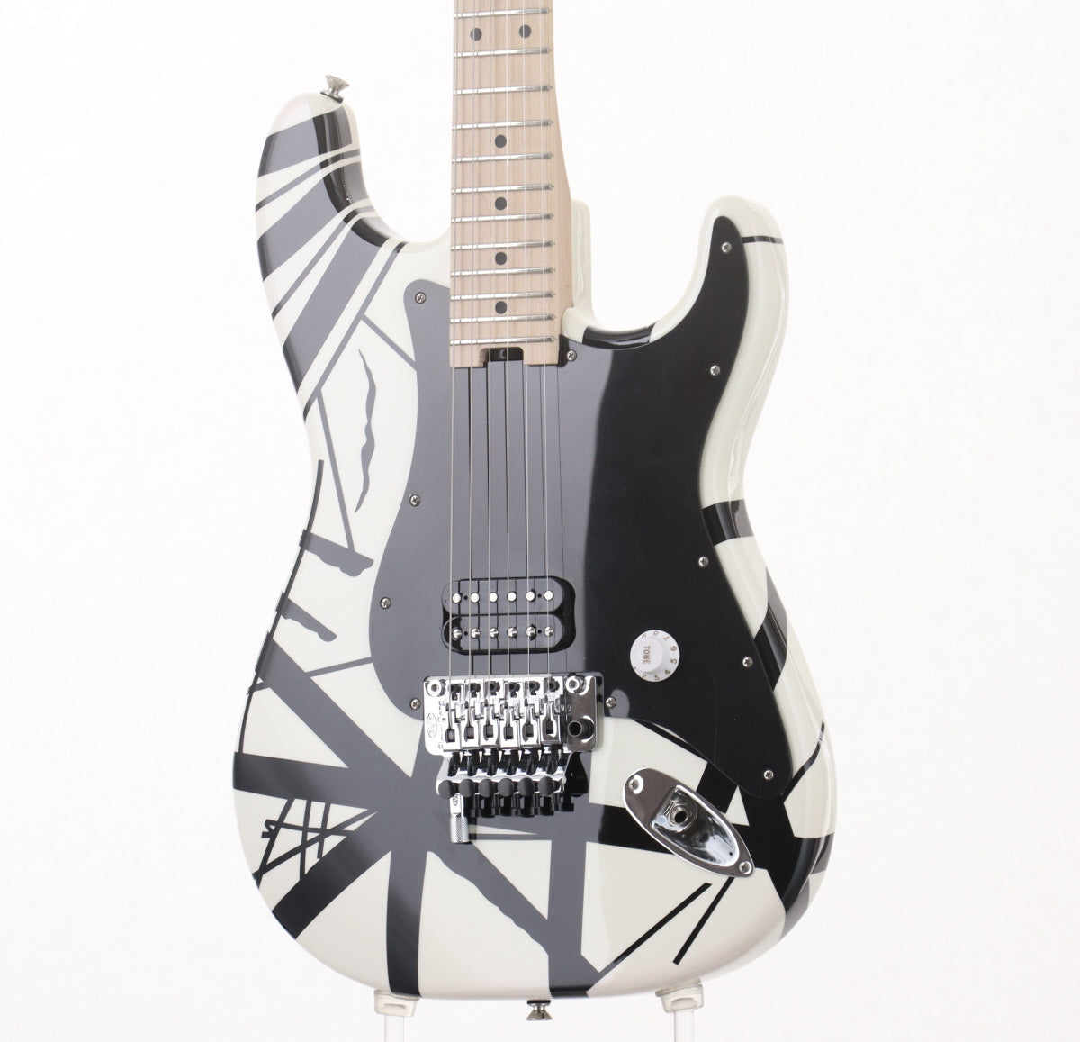 [SN EVH2110933] USED EVH / Striped White With Black Stripes White With Black Stripes [06]