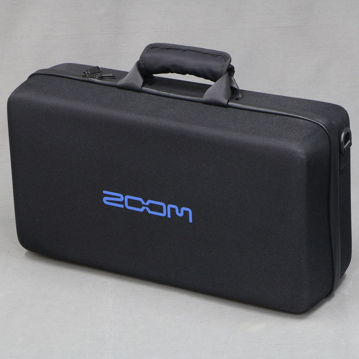 [SN C62012827] USED ZOOM / G6 Multi-Effects Processor Case &amp; BTA-1 included [03]