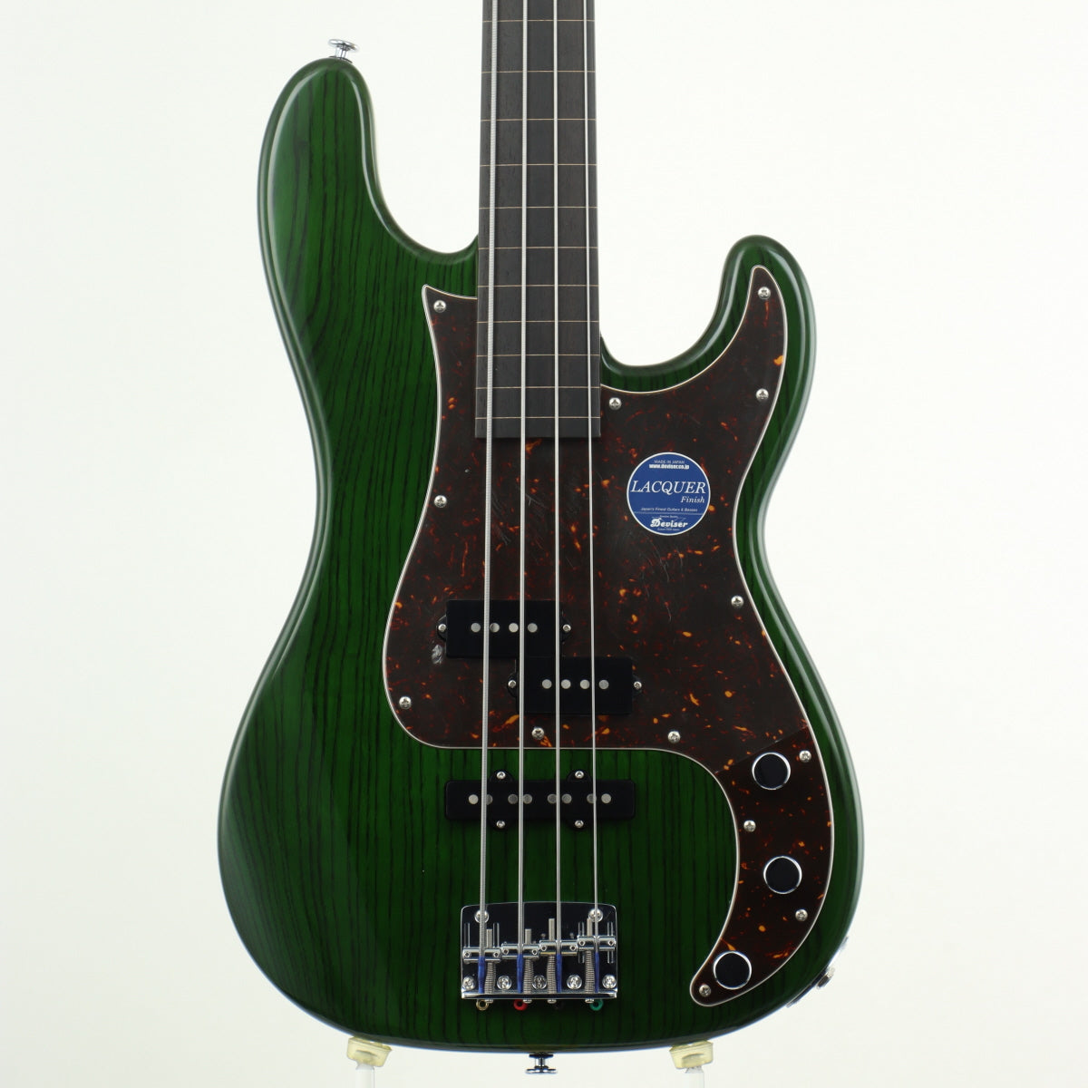 1989 Fender P-Bass Japan – Moze Guitars