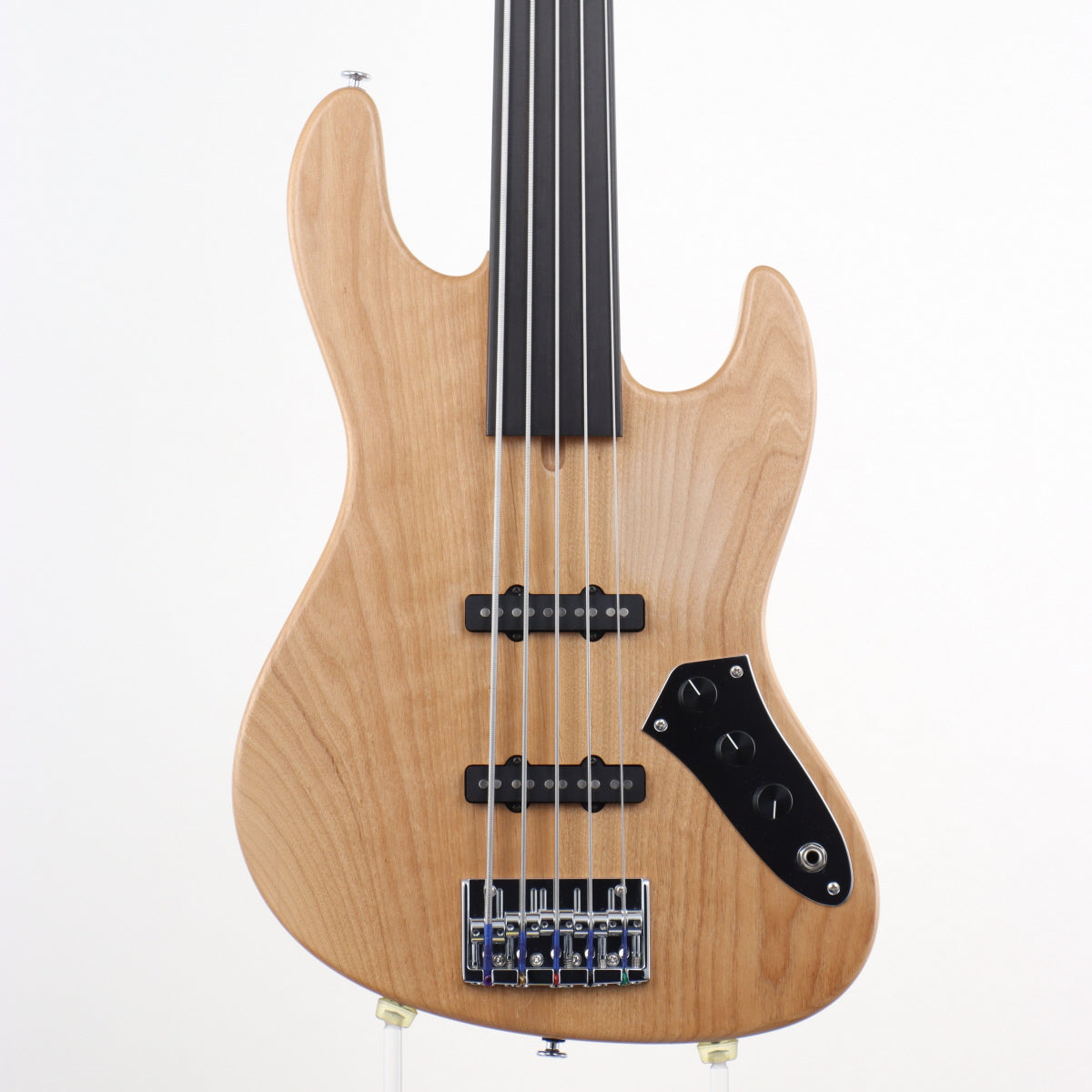 Bacchus handmade series fletless bass