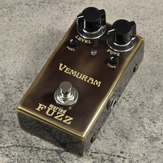 [SN MF03439] USED VEMURAM / Myriad Fuzz Fuzz [10]