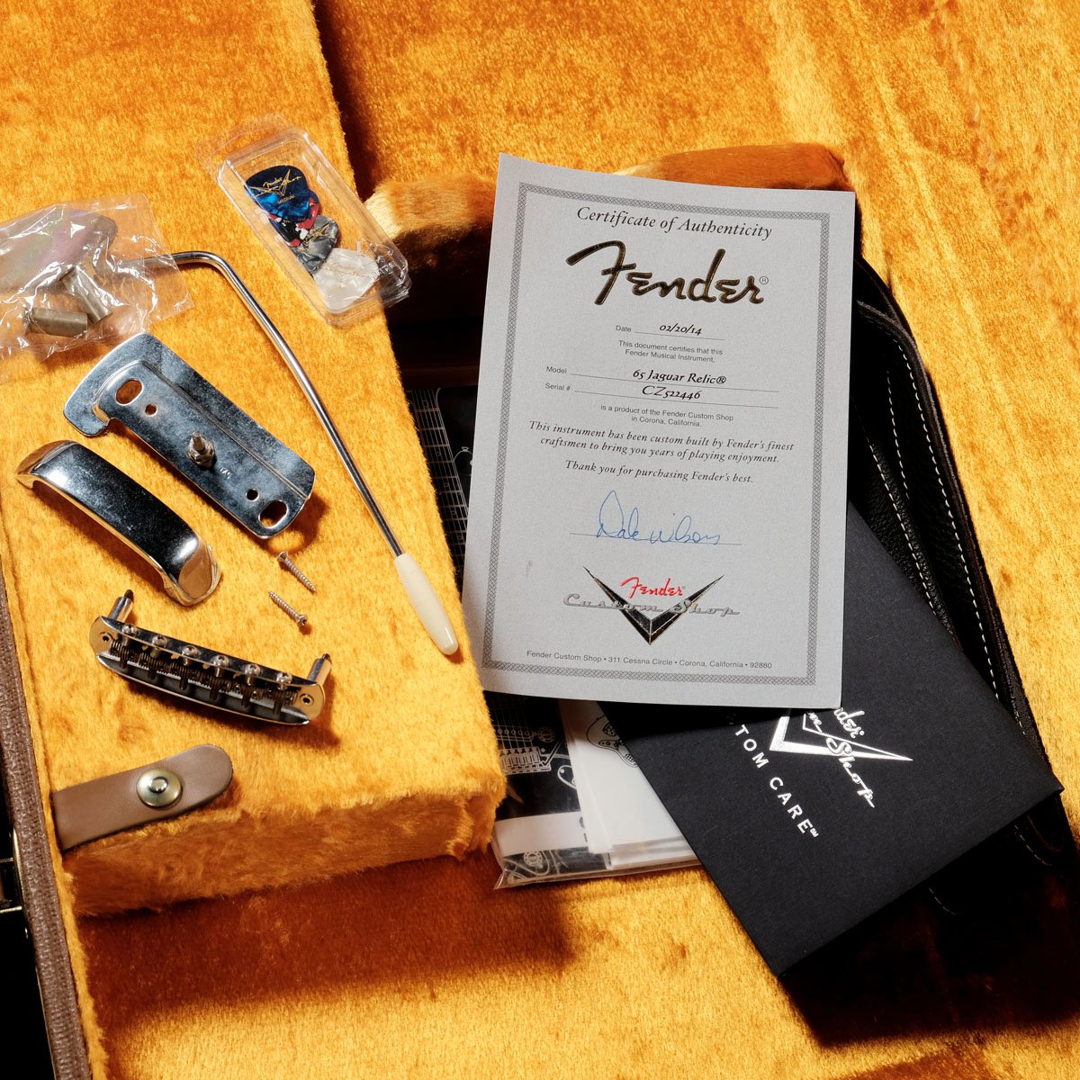 [SN CZ522446] USED Fender Custom Shop / Master Built 1965 JAGUAR Relic Black on Sunburst by Dale Wilson [05]
