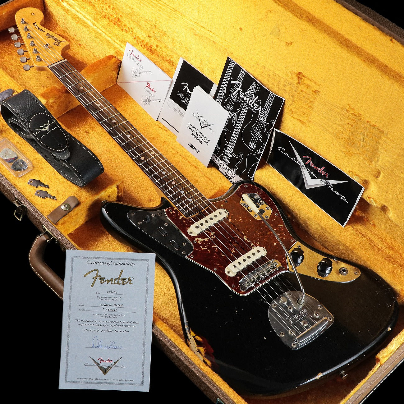 [SN CZ522446] USED Fender Custom Shop / Master Built 1965 JAGUAR Relic Black on Sunburst by Dale Wilson [05]