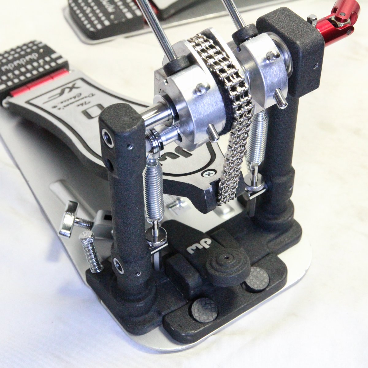 USED DW / DWCP9002XF DW-9002XF 9000 Series Twin Pedal with Genuine Case [08]