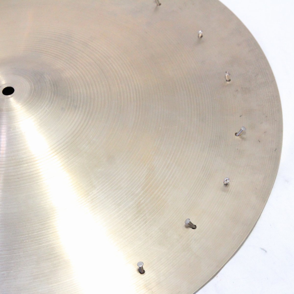 USED ZILDJIAN / 70s A Swish Knocker with 20 Rivets 2902g 22" Swish Knocker [08]