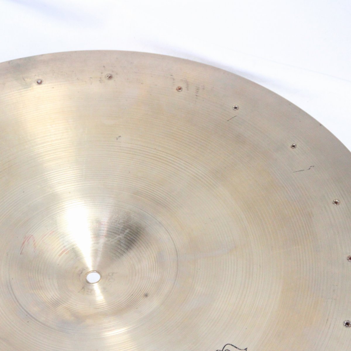 USED ZILDJIAN / 70s A Swish Knocker with 20 Rivets 2902g 22" Swish Knocker [08]