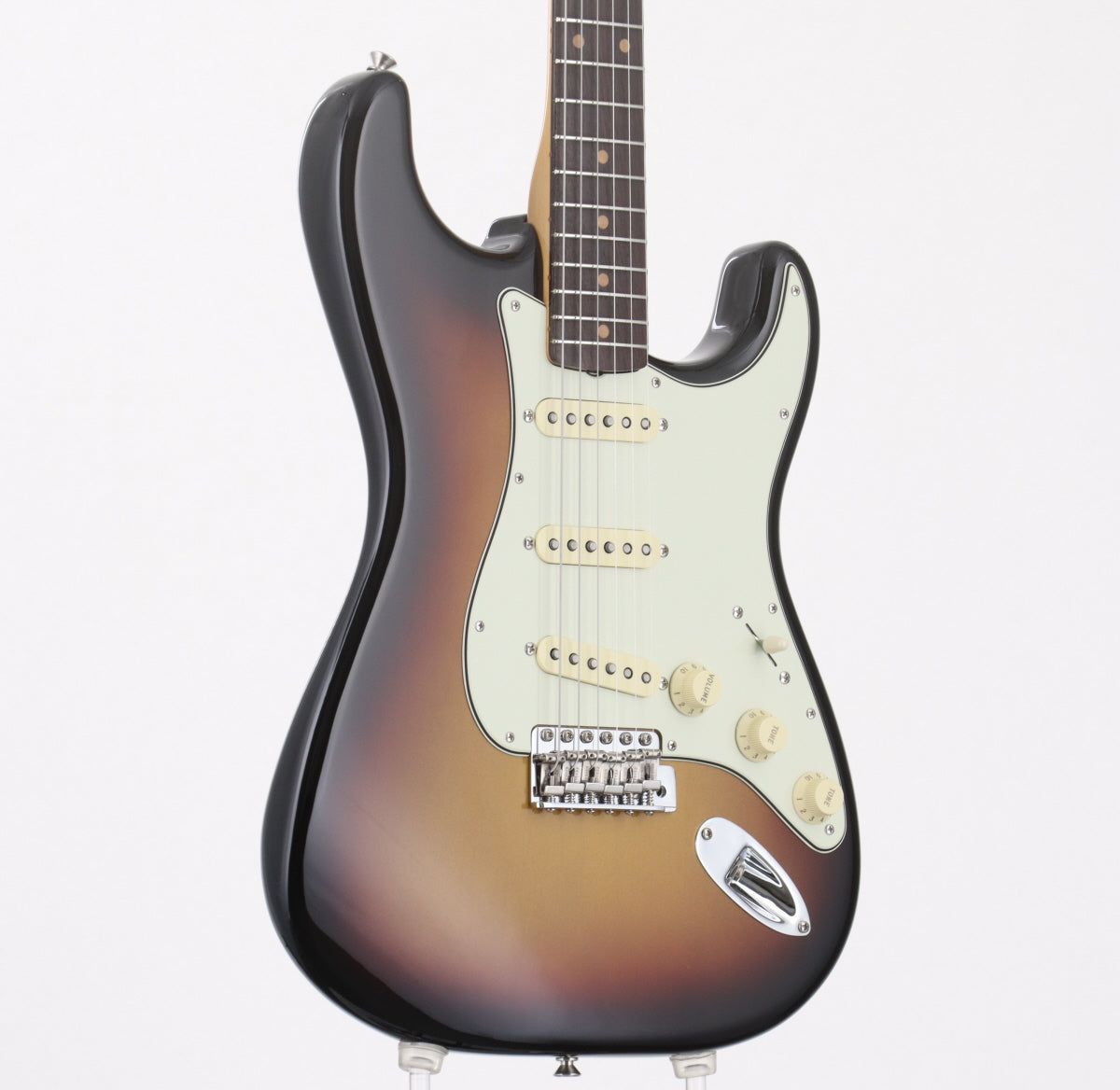 [SN V2441545] USED FENDER USA / American Vintage II 1961 Stratocaster 3 Color Sunburst [03]