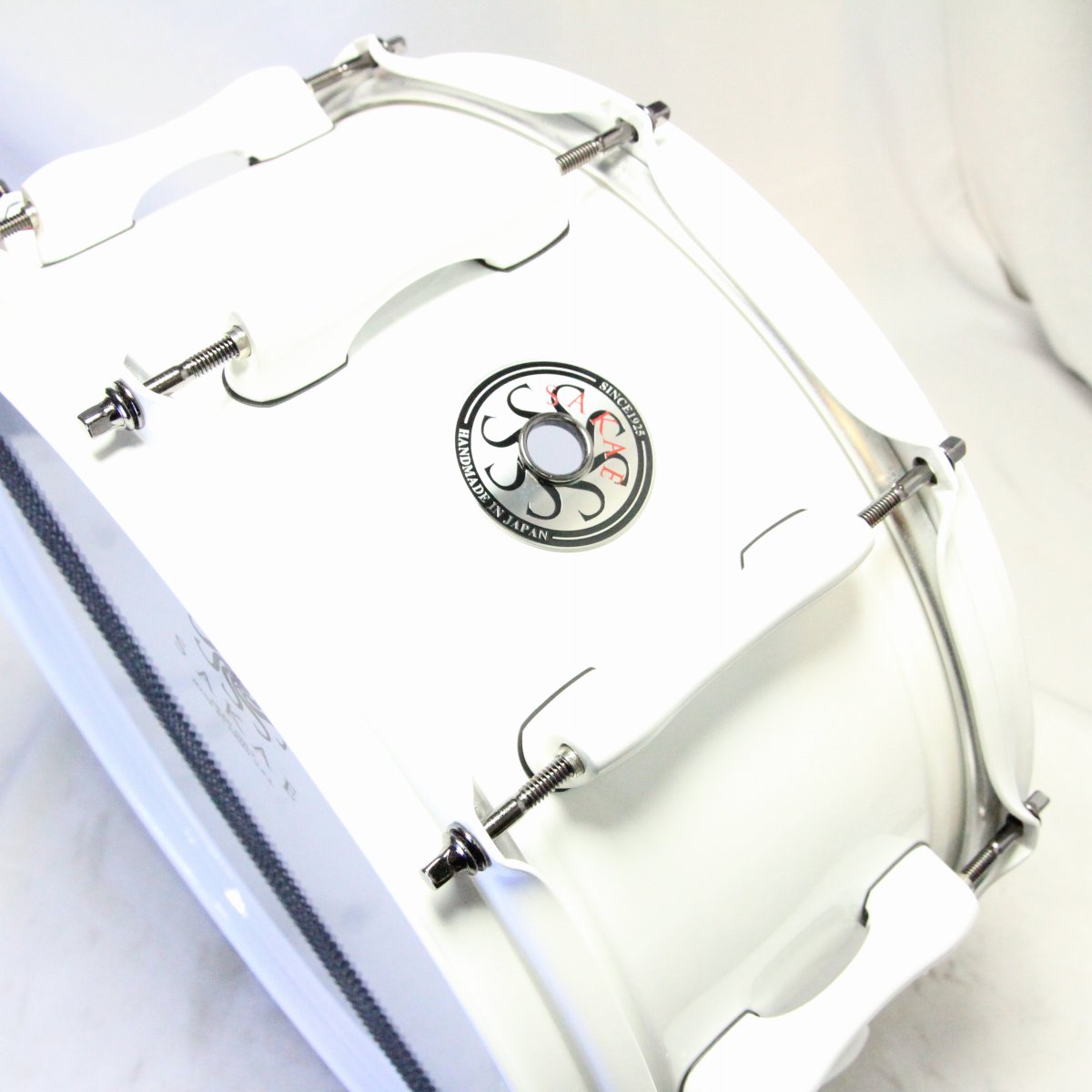 USED SAKAE / SDM1465BR/WHT 14x6.5 Limited WHITE BRASS SAKAE BRASS Snare Drum [08]