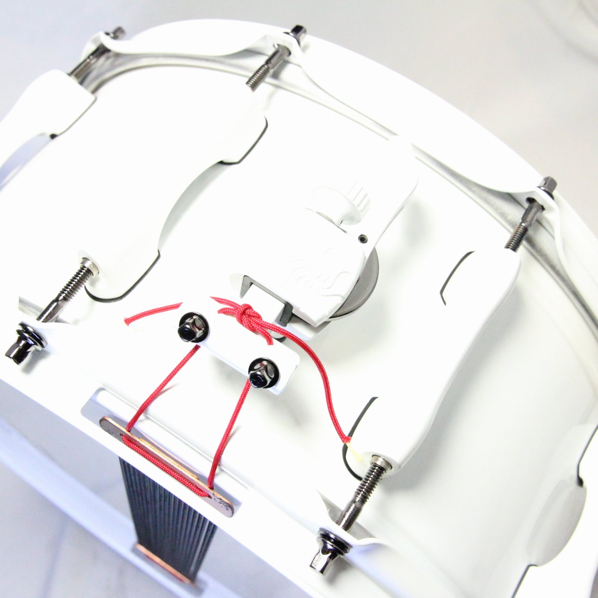 USED SAKAE / SDM1465BR/WHT 14x6.5 Limited WHITE BRASS SAKAE BRASS Snare Drum [08]