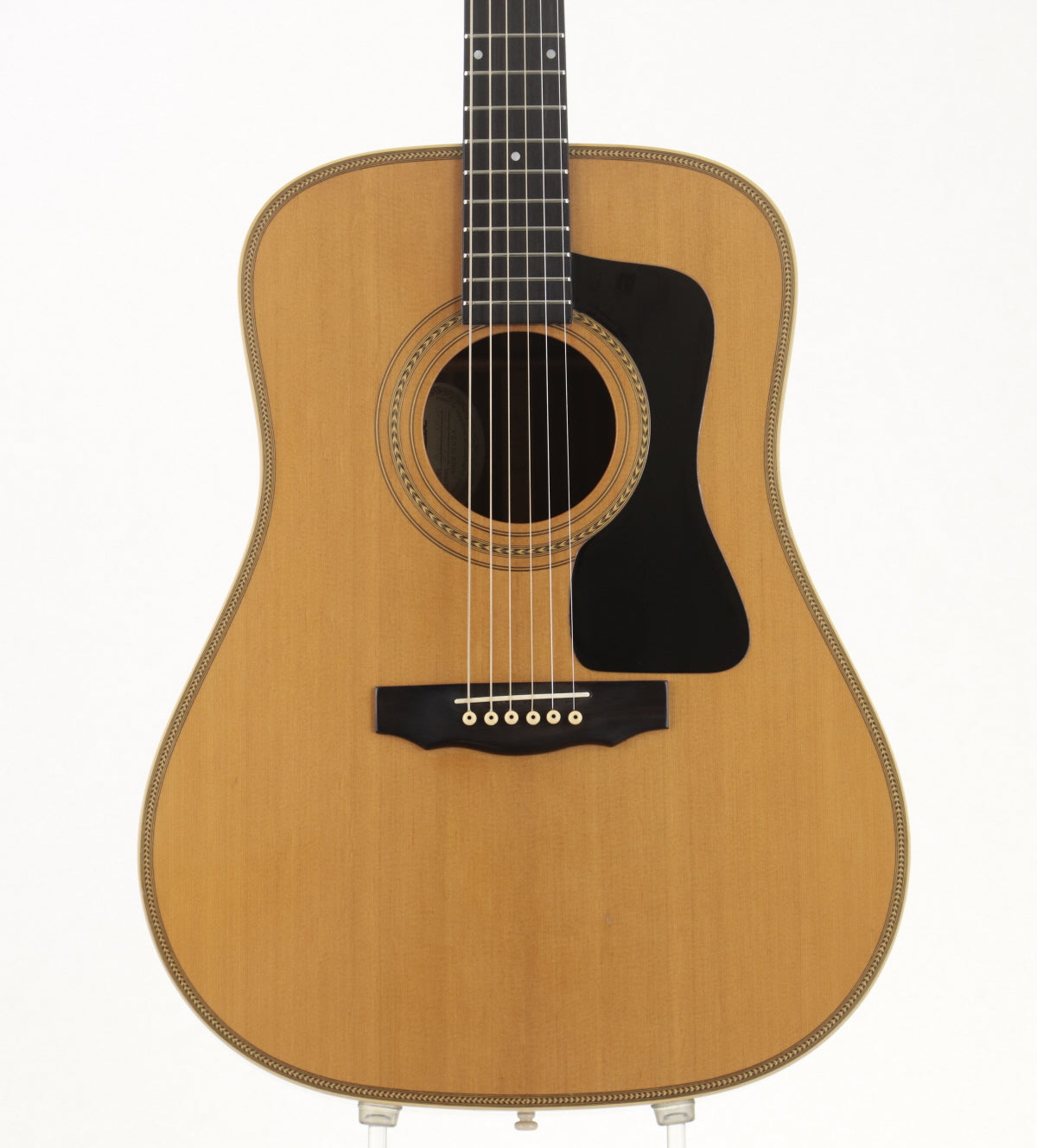 [SN EK100975] USED GUILD / DV62 [09]