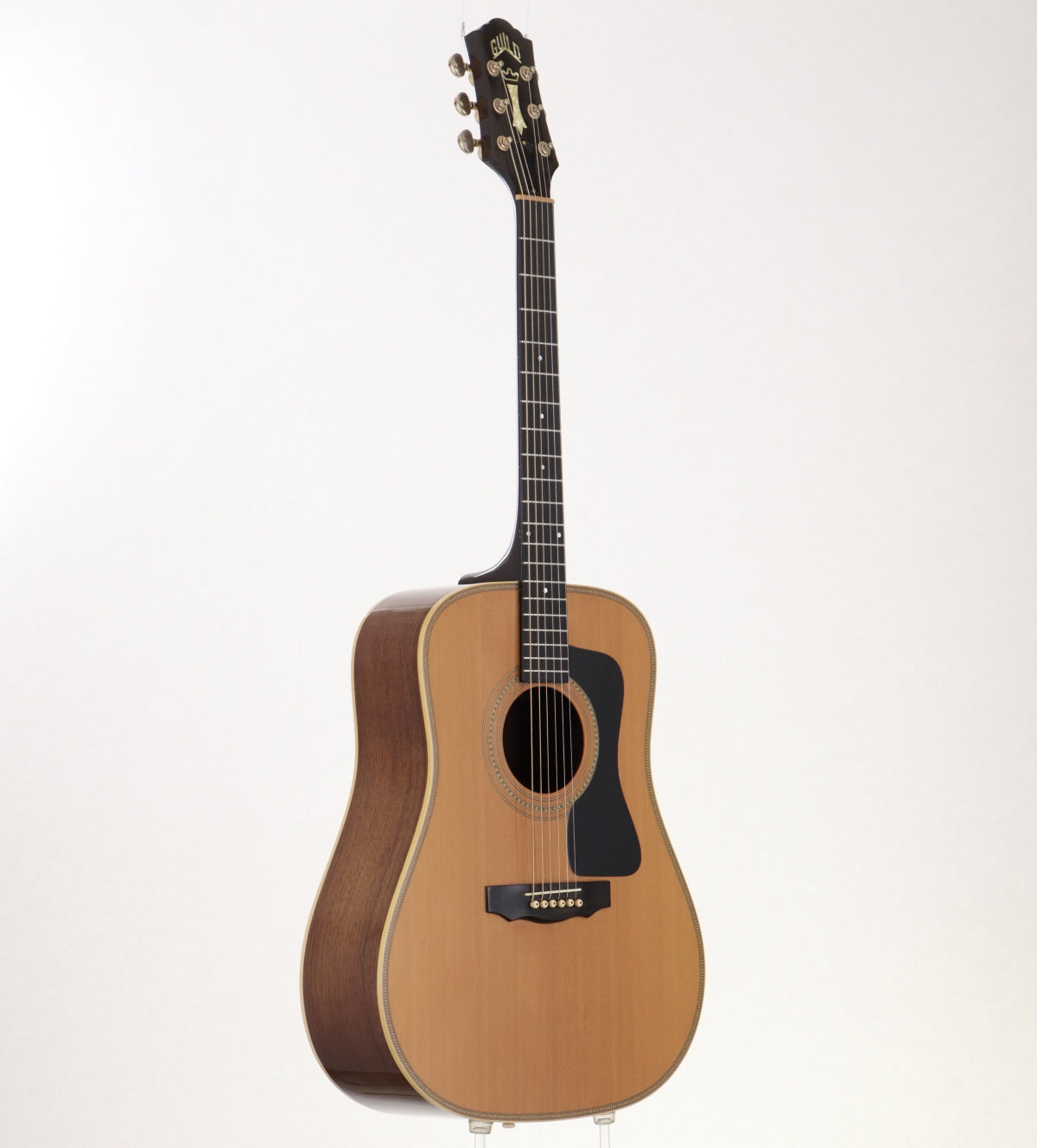 [SN EK100975] USED GUILD / DV62 [09]