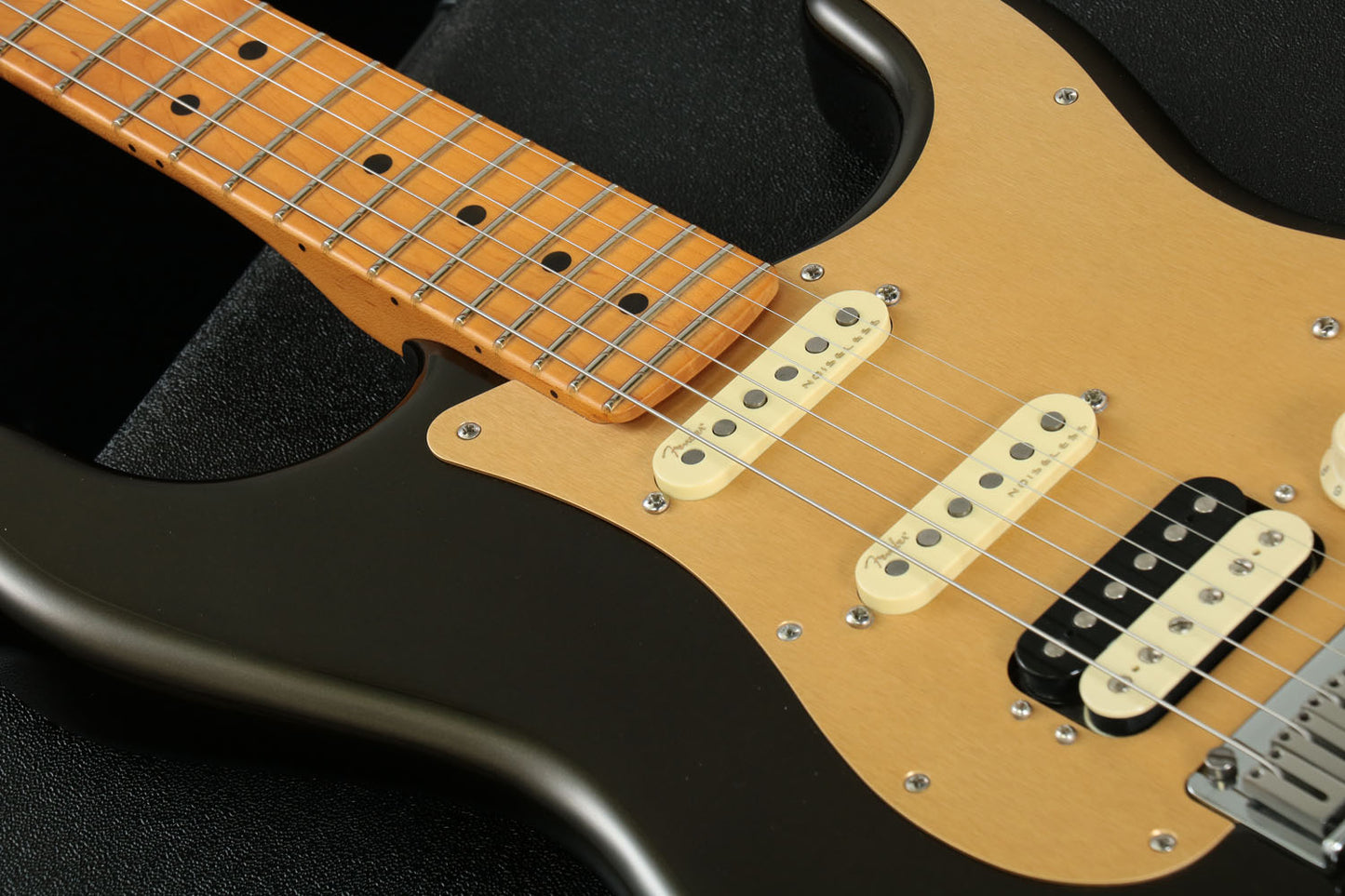 [SN US23028038] USED Fender USA / American Ultra Stratocaster HSS Maple Fingerboard Texas Tea [3.76kg / made in 2023] Fender Ultra [08]