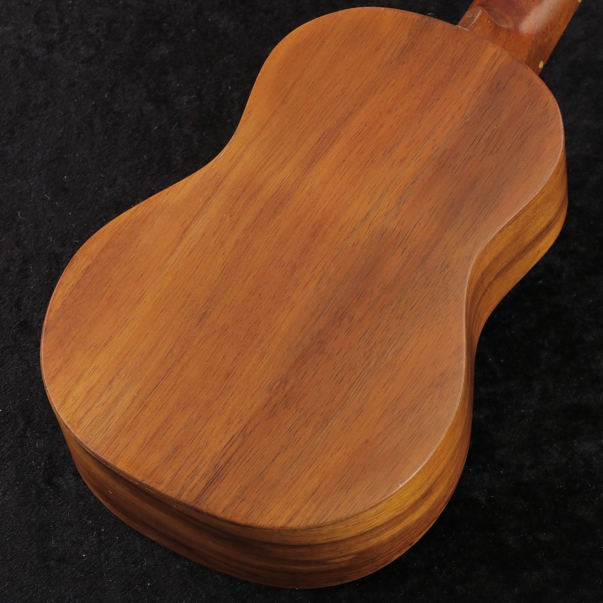 USED KAMAKA / SOPRANO UKULELE GOLD LABEL [03]