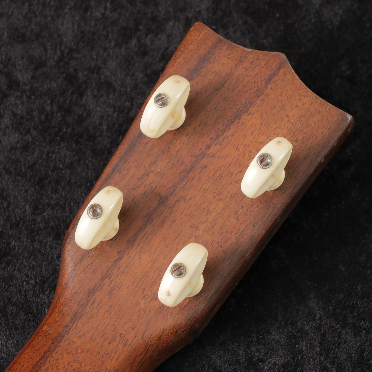 USED KAMAKA / SOPRANO UKULELE GOLD LABEL [03]