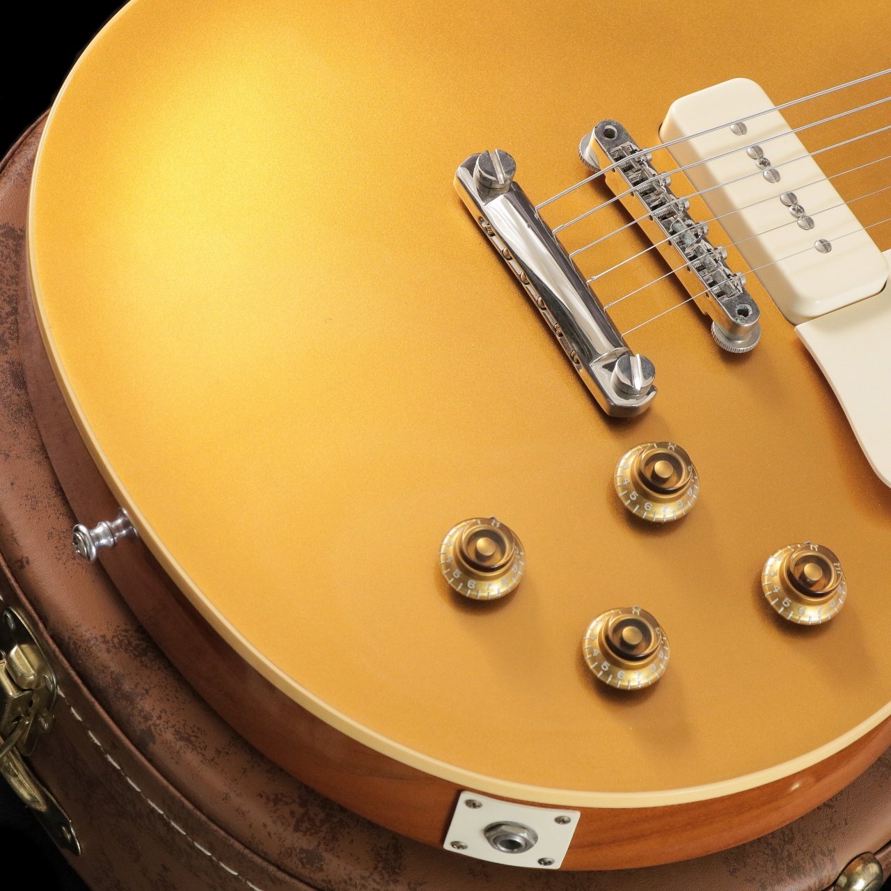 [SN 6 0111] USED Gibson Custom Shop / Historic Collection 1956 Les Paul Standard VOS Gold Top -2010- [04]