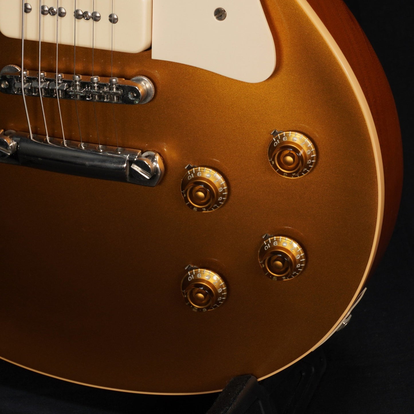 [SN 6 0111] USED Gibson Custom Shop / Historic Collection 1956 Les Paul Standard VOS Gold Top -2010- [04]