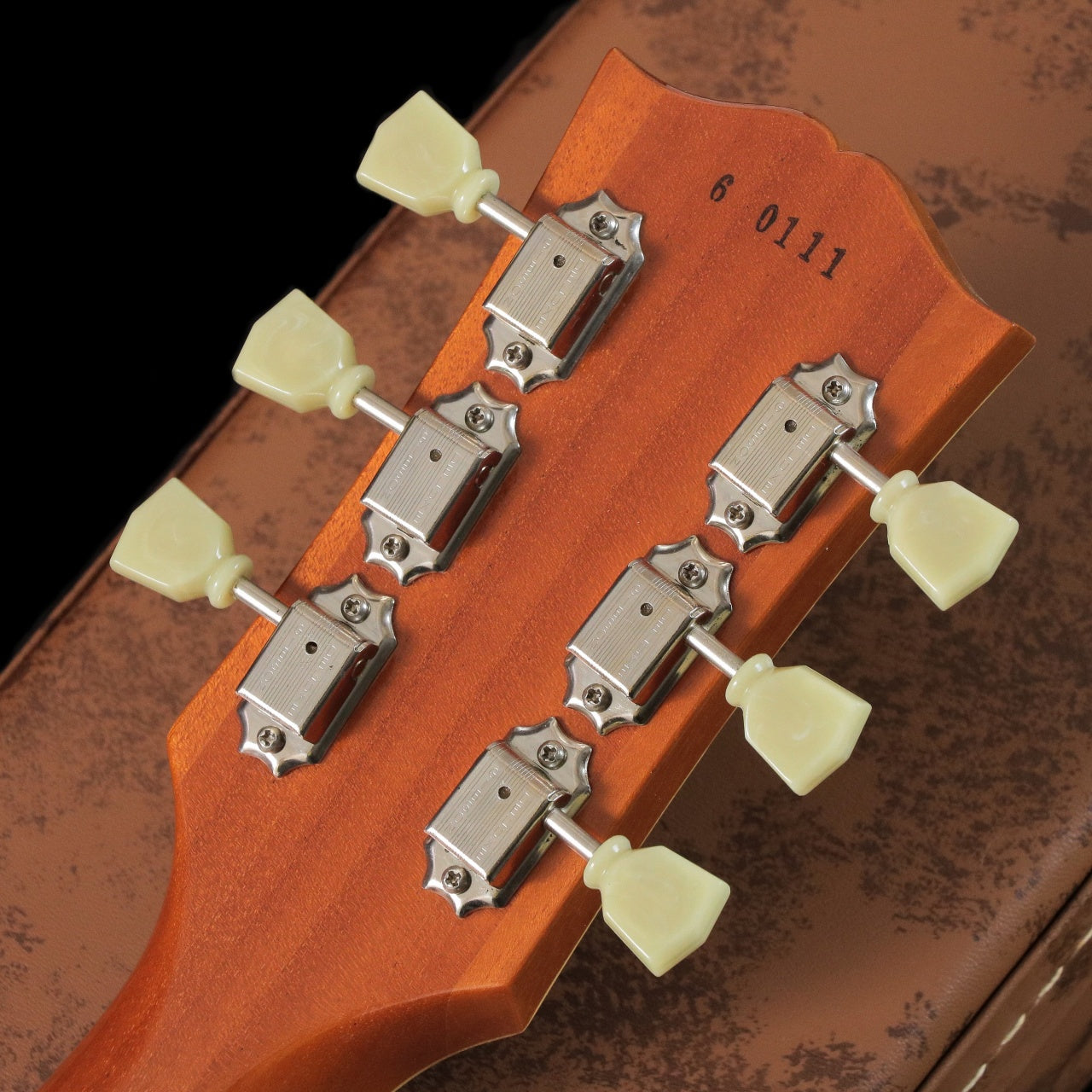 [SN 6 0111] USED Gibson Custom Shop / Historic Collection 1956 Les Paul Standard VOS Gold Top -2010- [04]