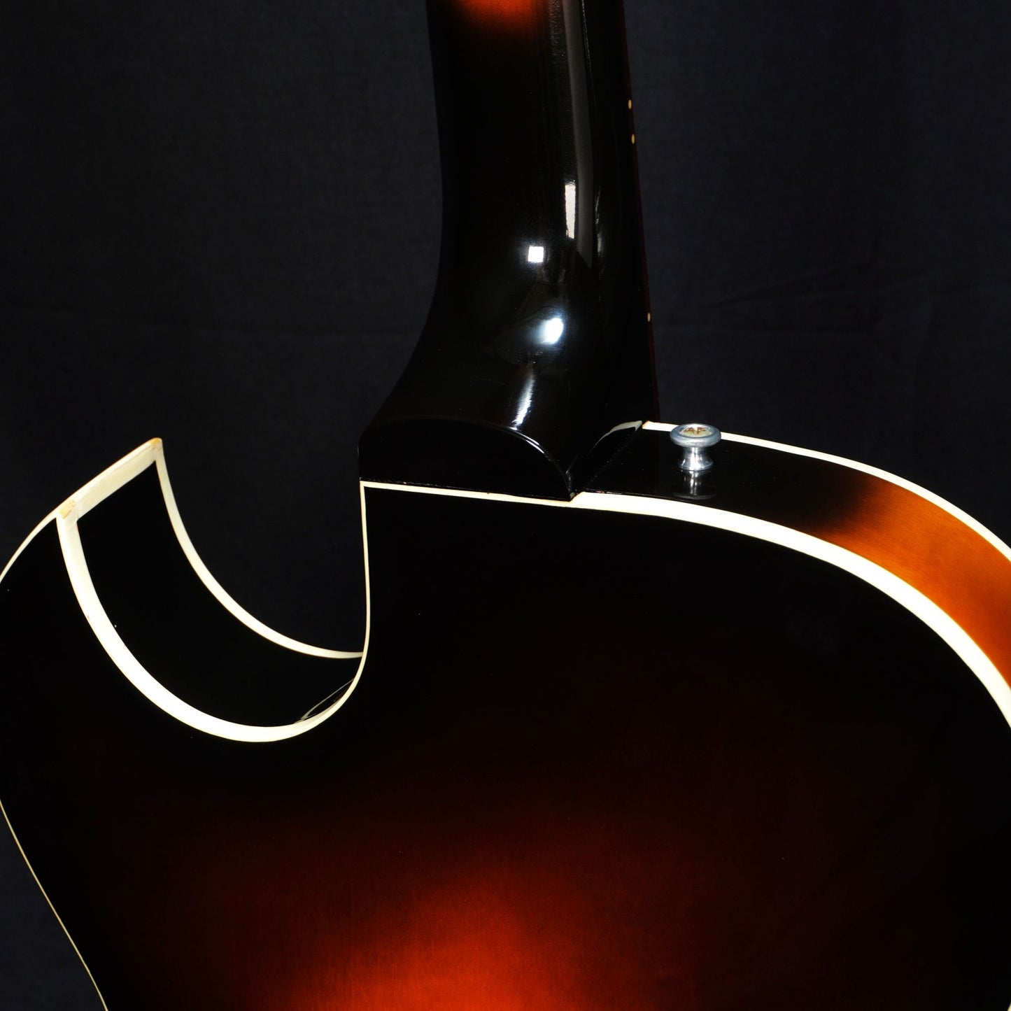 [SN 02091355] USED Gibson Memphis / ES-135 Sunburst -2001- [04]