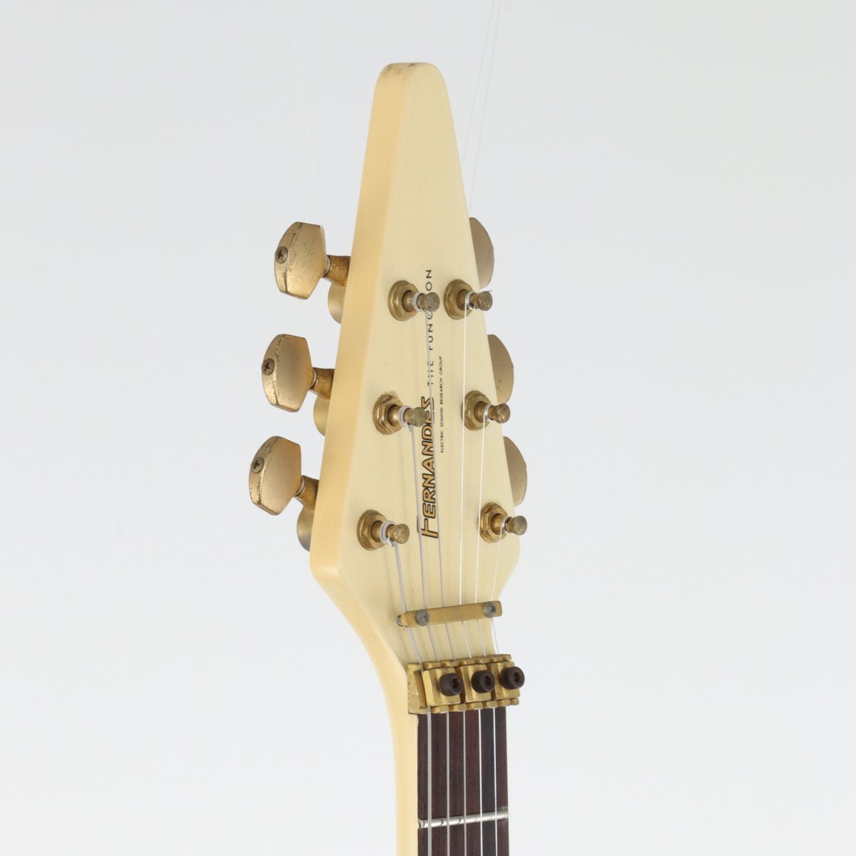 [SN L036945] USED FERNANDES / BSV-80J 44MAGNUM JIMMY MODEL White [12]